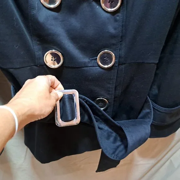 Woman's Fall/Spring Jacket - Picture 5 of 5